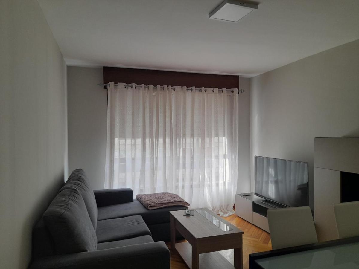 Centro Vigo Apartament Pl America ภายนอก รูปภาพ